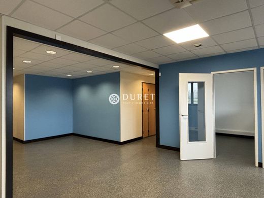 Büro in Les Herbiers, Vendée