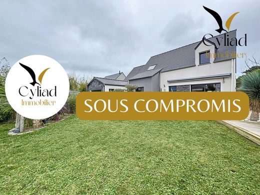 Luxury home in Saint-Coulomb, Ille-et-Vilaine