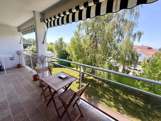 Apartment in Prévessin-Moëns, Ain