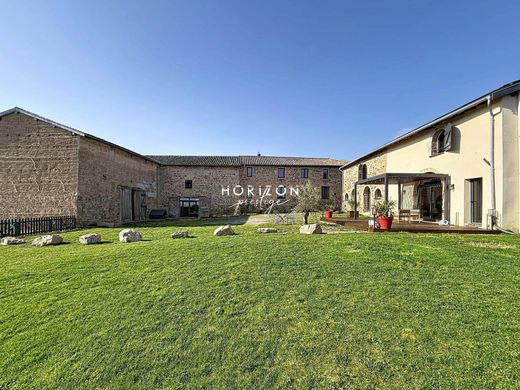 Luxury home in Émeringes, Rhône