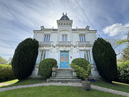 Maison de luxe à Saint-Pierre-du-Vauvray, Eure