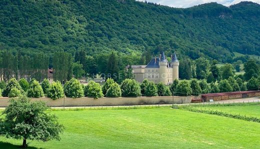 Castillo en Cornod, Jura