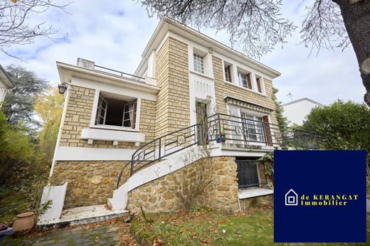 منزل ﻓﻲ Châtenay-Malabry, Hauts-de-Seine