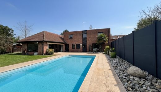Luxus-Haus in Villeneuve-d'Ascq, Nord