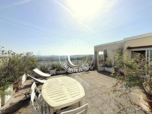 Apartment / Etagenwohnung in Marly-le-Roi, Yvelines