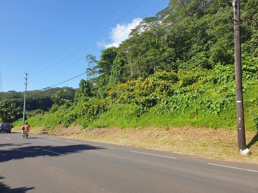 Terreno en Papenoo