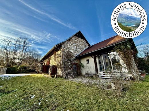 Novalaise, Savoyの高級住宅