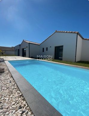 Luxury home in Les Sables-d'Olonne, Vendée