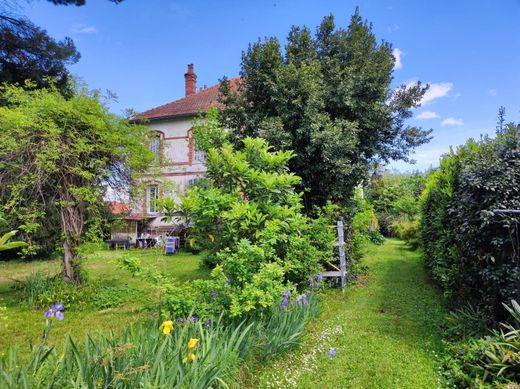 Luxury home in Séméac, Hautes-Pyrénées