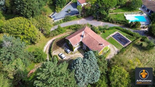 Элитный дом, Сен-Жени-Лаваль, Rhône