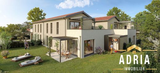 Apartment / Etagenwohnung in Sathonay-Village, Rhône