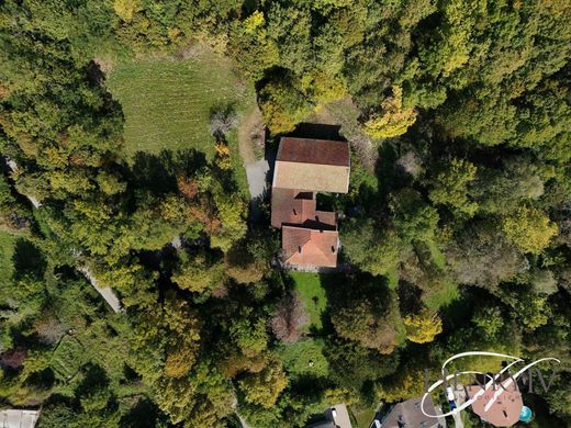 Luxury home in Corenc, Isère