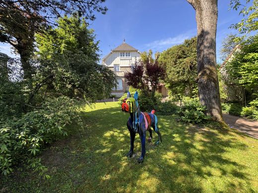 Luxury home in Troyes, Aube