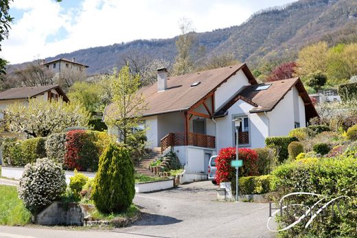Casa di lusso a Le Touvet, Isère