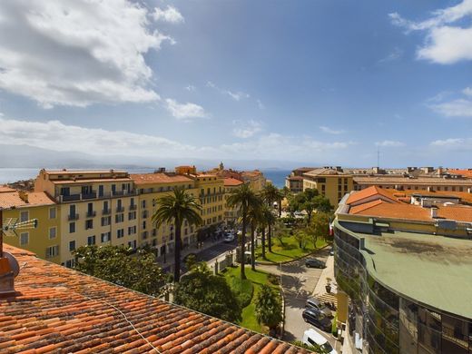 Appartement à Ajaccio, Corse-du-Sud