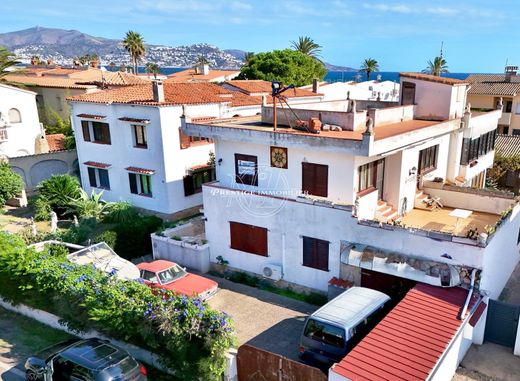 Kamienica w Castelló d'Empúries, Província de Girona