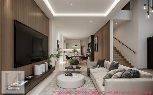 Apartment / Etagenwohnung in Antibes, Alpes-Maritimes