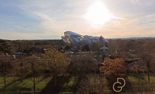 Casa de lujo en Neuilly-sur-Seine, Altos de Sena