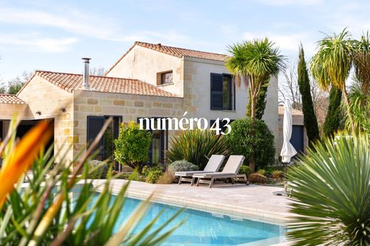 Luxury home in Grayan, Gironde