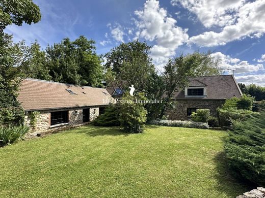 Luxus-Haus in Nandy, Seine-et-Marne