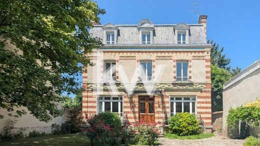 Luxury home in Deuil-la-Barre, Val d'Oise