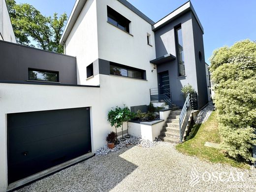 Luxus-Haus in Orvault, Loire-Atlantique