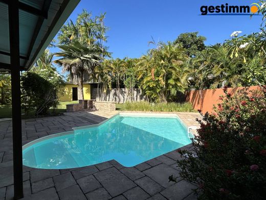 Casa de lujo en Rémire-Montjoly, Arrondissement de Cayenne