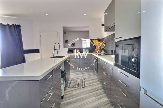 Элитный дом, Faa'a, Îles du Vent