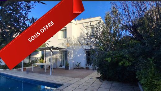 Maison de luxe à Saint-Gély-du-Fesc, Hérault