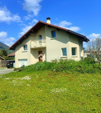 Πολυτελή κατοικία σε Bonneville, Haute-Savoie
