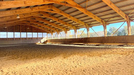 Luxus-Haus in Nîmes, Gard