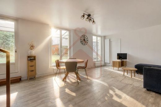 Apartament w Villejuif, Val-de-Marne