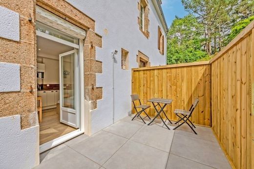 公寓楼  Bohars, Finistère