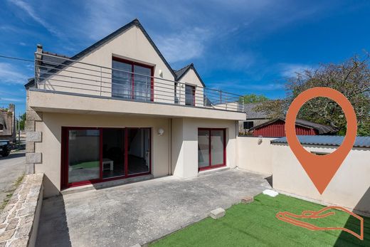 Luxury home in Sainte-Hélène, Morbihan