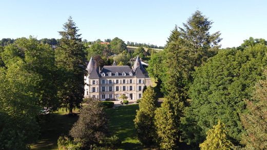 Kasteel in Saint-Hilaire-Bonneval, Haute-Vienne