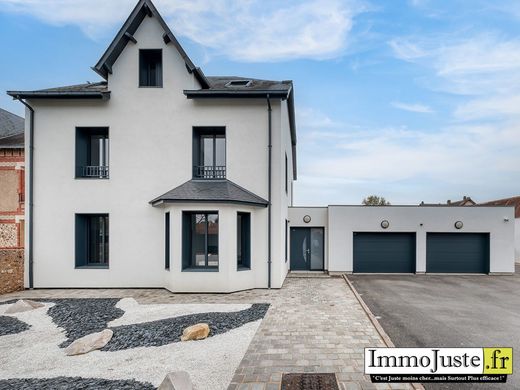 Casa di lusso a Châteaudun, Eure-et-Loir
