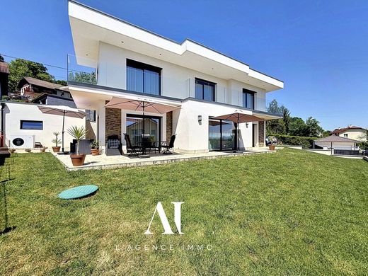 Luxury home in Péron, Ain