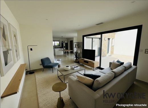 Luxury home in Perpignan, Pyrénées-Orientales