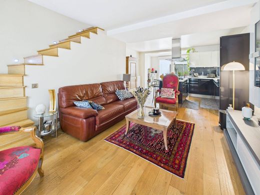 Элитный дом, Rueil-Malmaison, Hauts-de-Seine