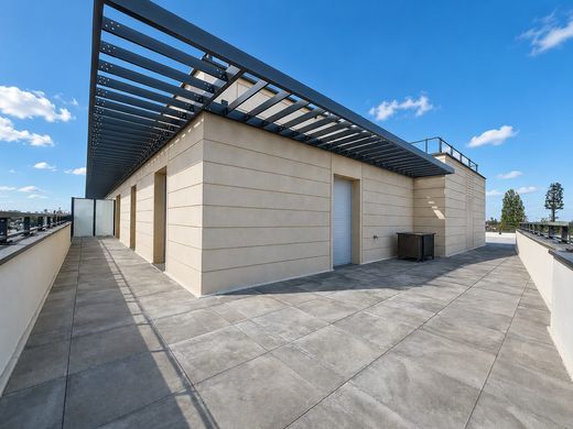 Apartment in Chennevières-sur-Marne, Val-de-Marne