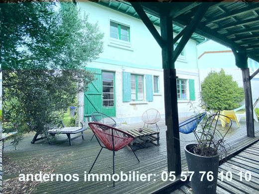 Casa di lusso a Taussat-les-Bains, Gironda