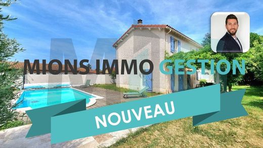 Luxe woning in Mions, Rhône