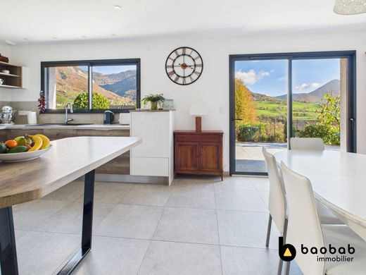 Πολυτελή κατοικία σε Chambéry, Savoy