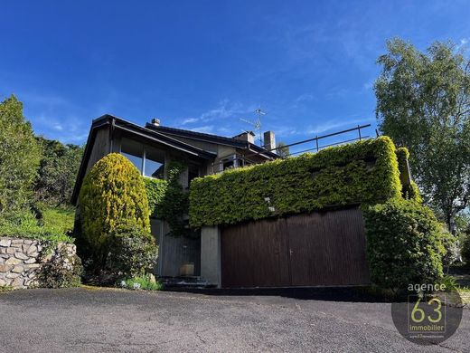 Maison de luxe à Durtol, Puy-de-Dôme