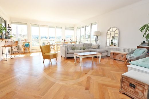 Apartment in Viroflay, Yvelines