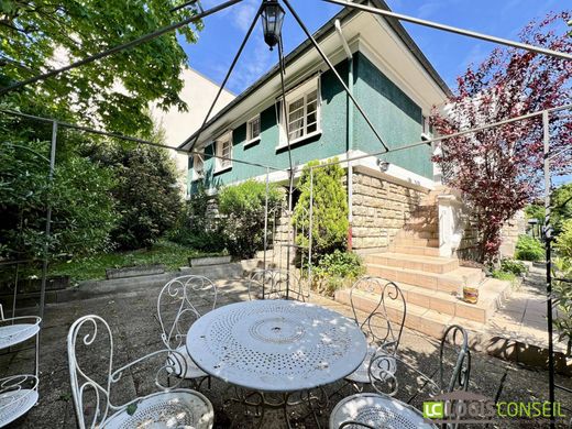 Элитный дом, Bagneux, Hauts-de-Seine