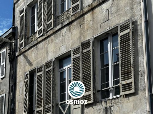 Edificio en La Rochelle, Charenta Marítima