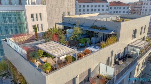 Apartment / Etagenwohnung in Lyon, Rhône