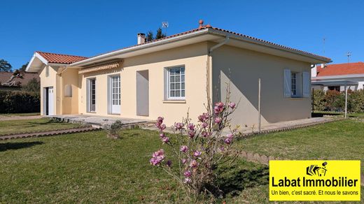 Luxury home in Tarnos, Landes