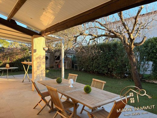 Luksusowy dom w Saint-Georges-d'Orques, Hérault